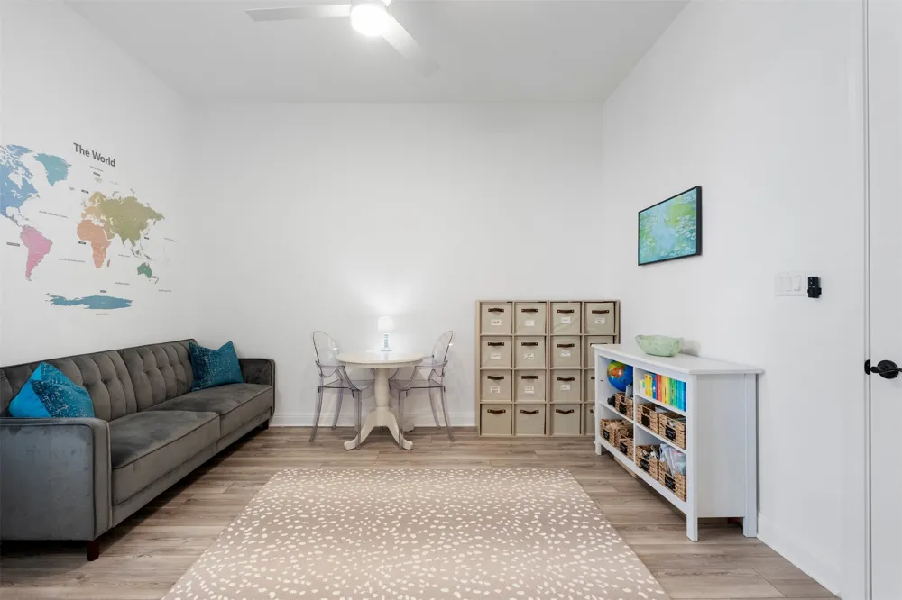 430 Barnhill Loop Dripping Springs, TX 78620