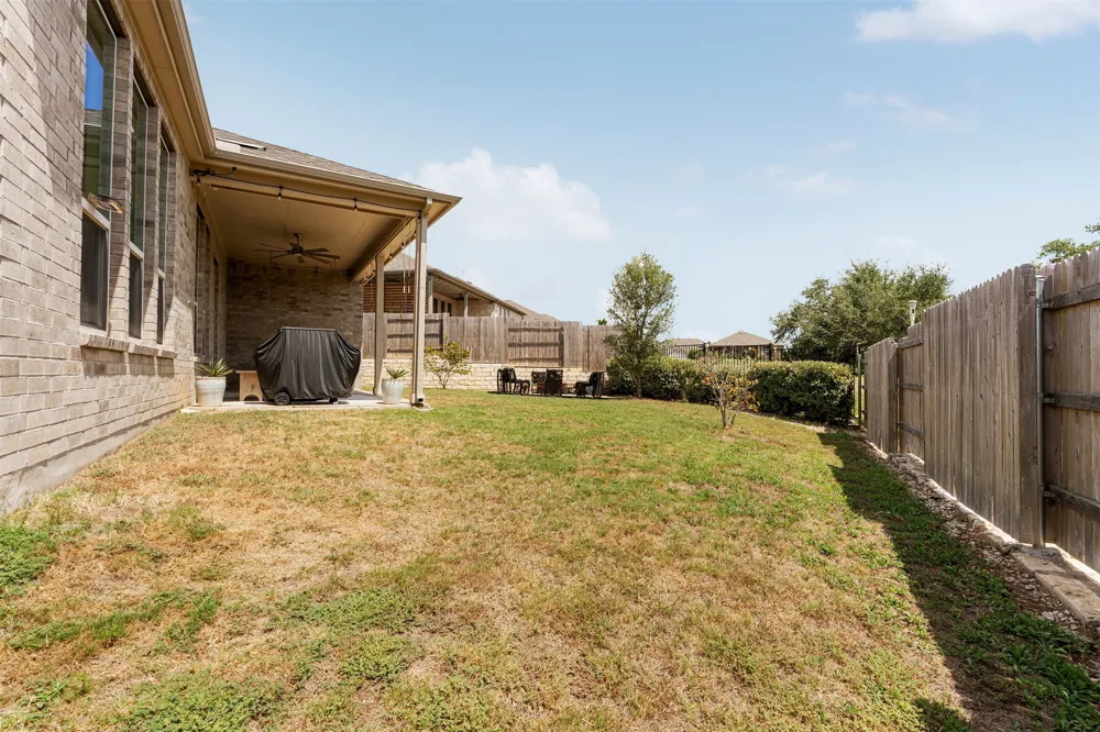 430 Barnhill Loop Dripping Springs, TX 78620