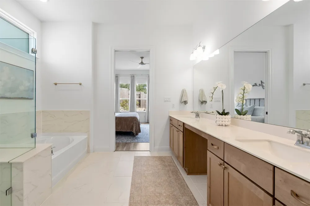 430 Barnhill Loop Dripping Springs, TX 78620