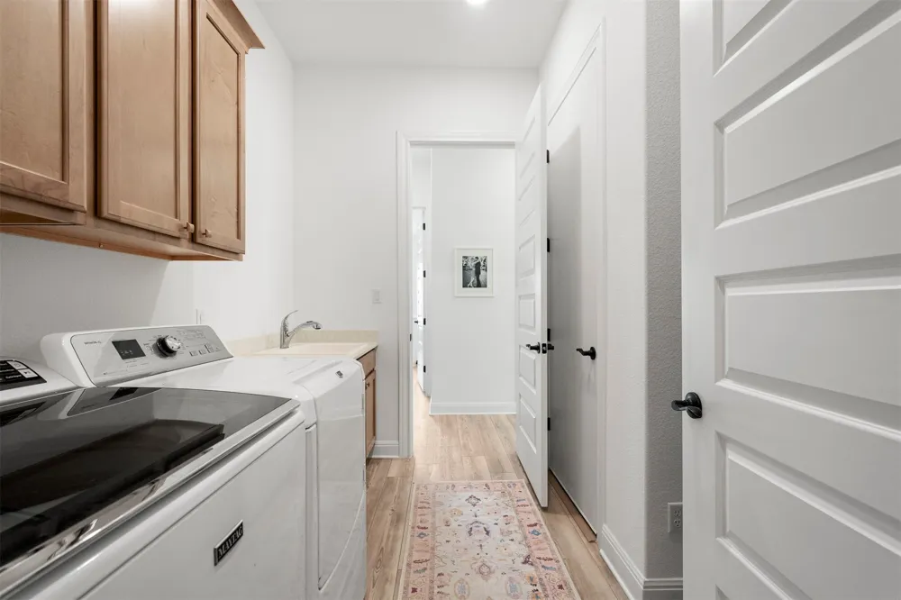 430 Barnhill Loop Dripping Springs, TX 78620