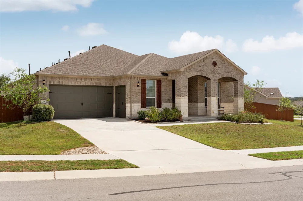 430 Barnhill Loop Dripping Springs, TX 78620