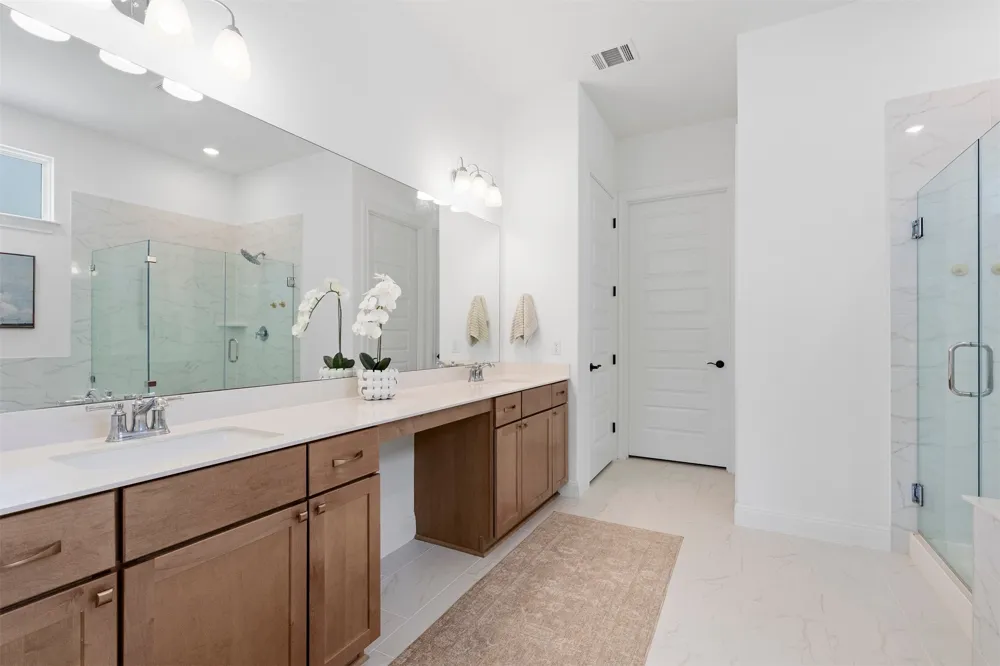 430 Barnhill Loop Dripping Springs, TX 78620