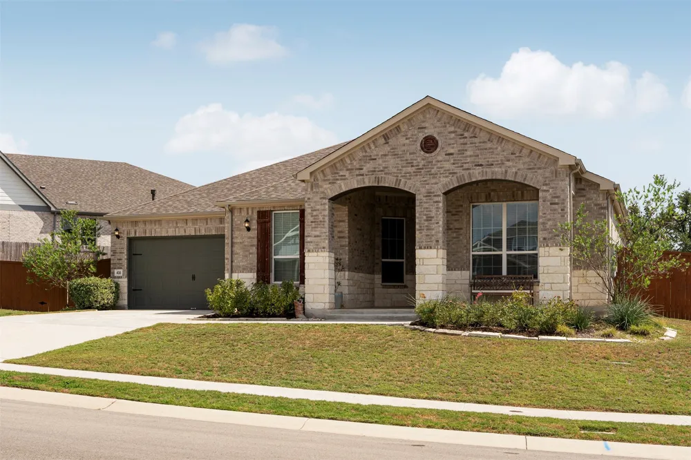 430 Barnhill Loop Dripping Springs, TX 78620