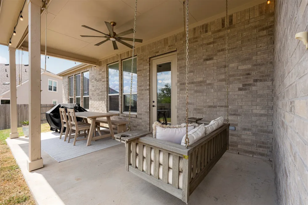 430 Barnhill Loop Dripping Springs, TX 78620