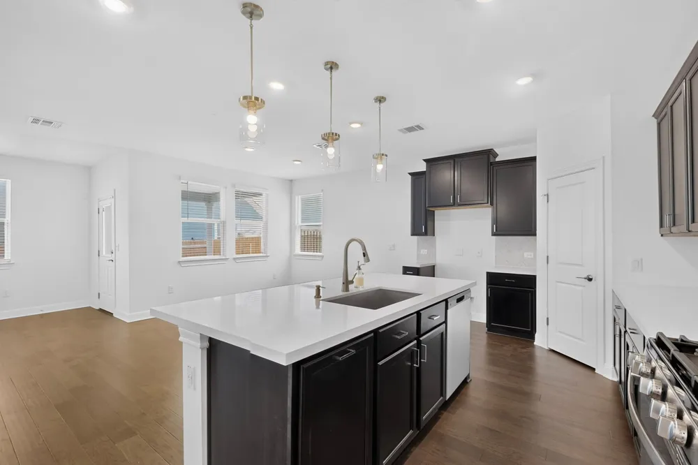 13623 Long Island Drive Pflugerville, TX 78660