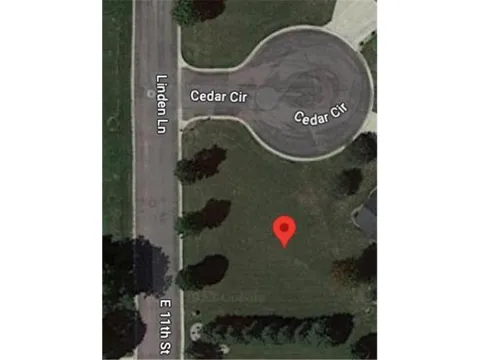 301 Cedar Circle