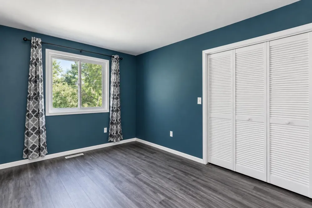 1011 Cordova Avenue Le Center, MN 56057