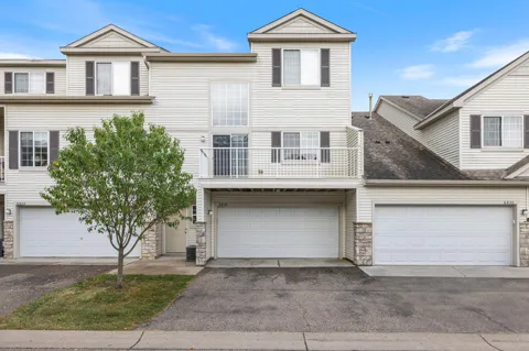 6826 Pine Crest Trail S