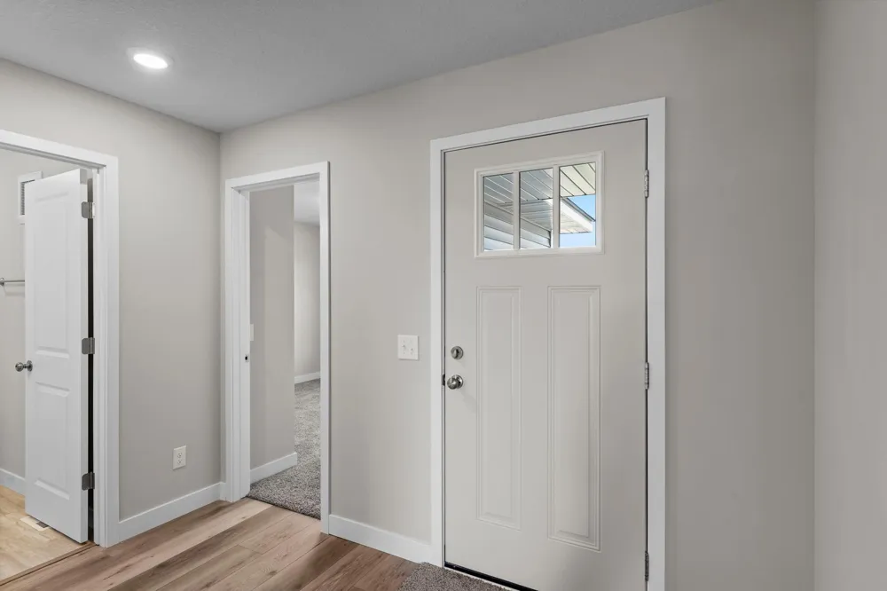 1135 Ivy Way Faribault, MN 55021