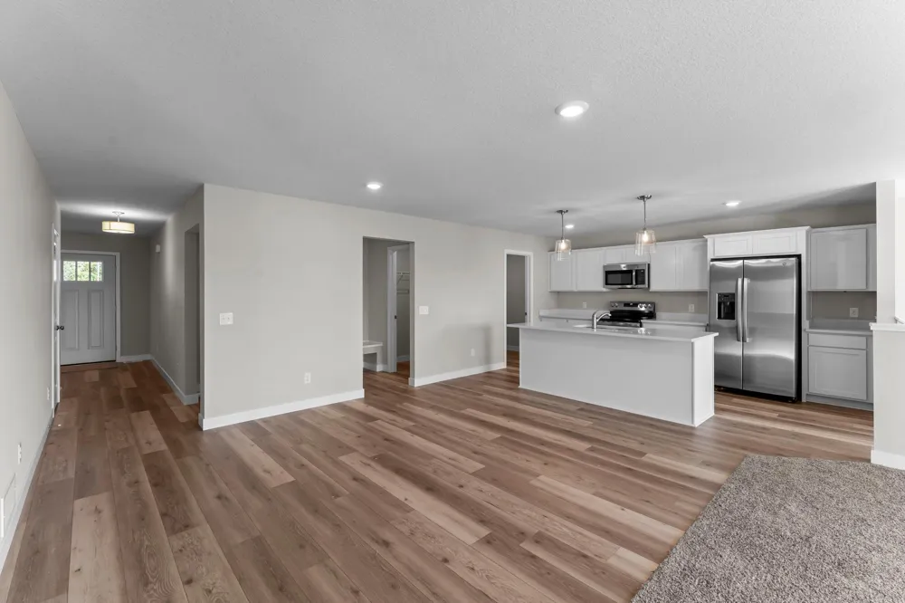 1135 Ivy Way Faribault, MN 55021