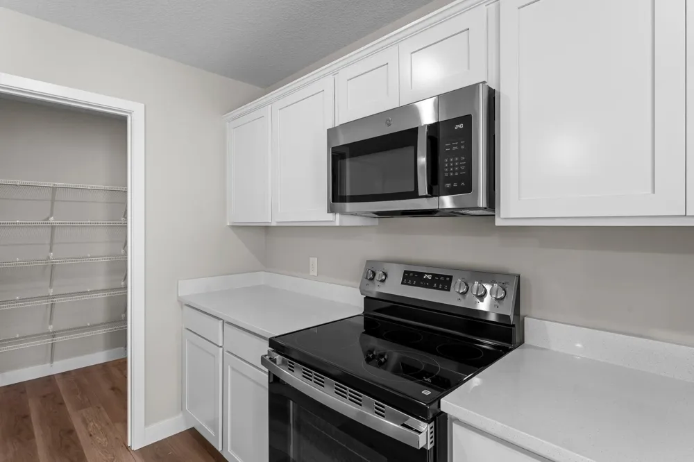 1135 Ivy Way Faribault, MN 55021