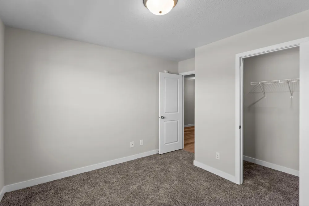 1135 Ivy Way Faribault, MN 55021