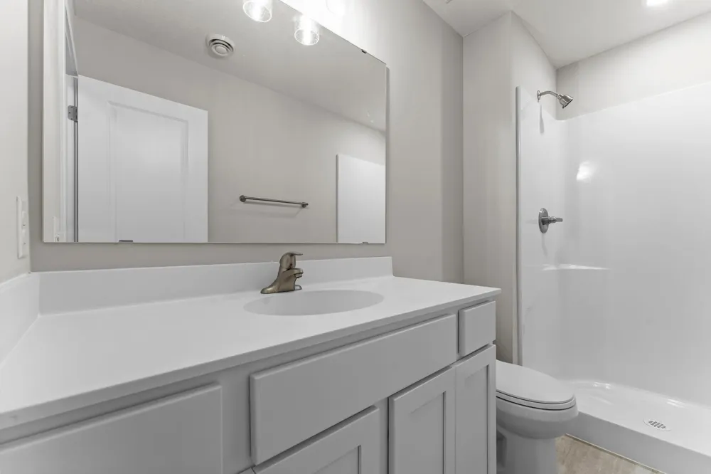 1135 Ivy Way Faribault, MN 55021