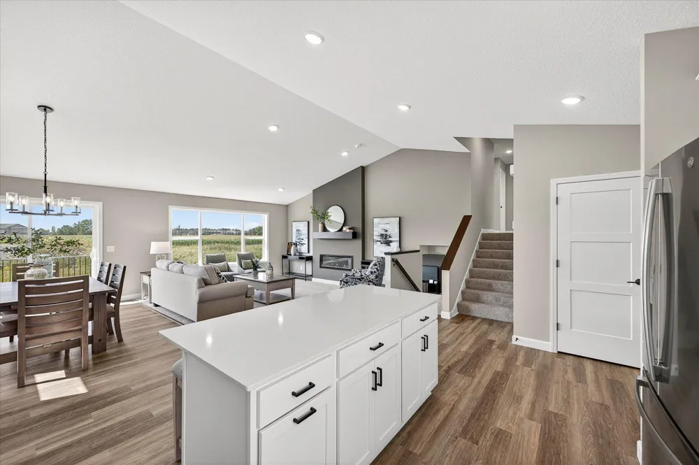 1422 Woods Road NE Isanti, MN 55040