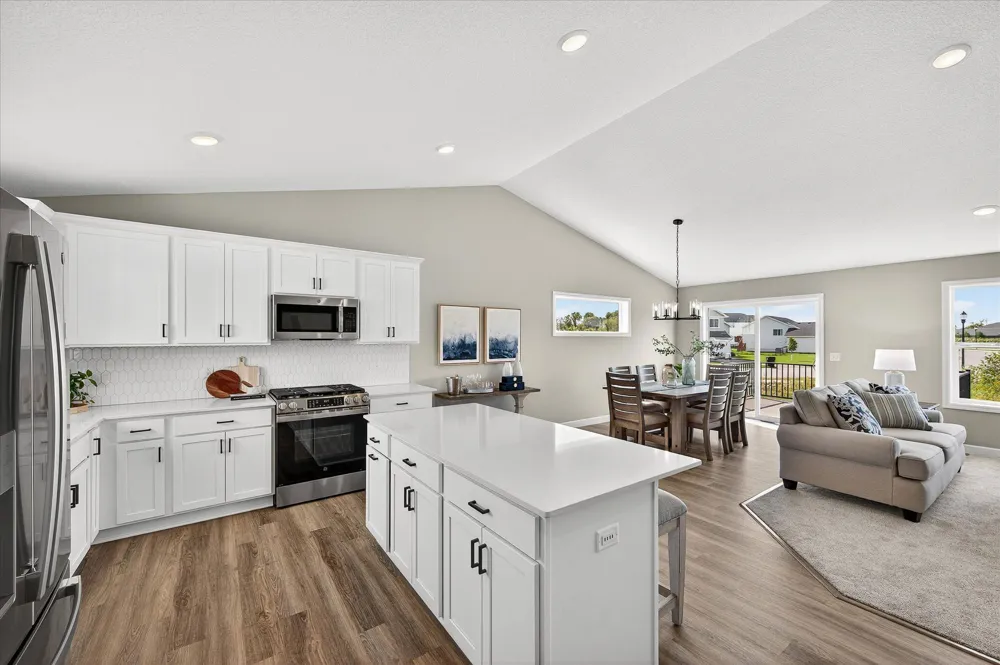 1422 Woods Road NE Isanti, MN 55040