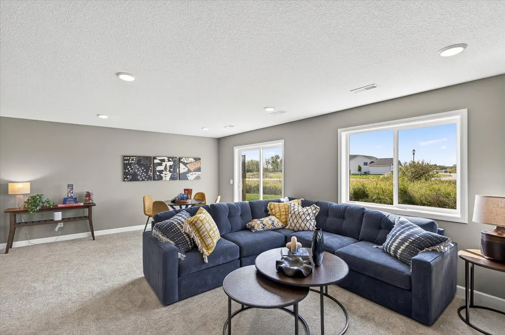 1422 Woods Road NE Isanti, MN 55040