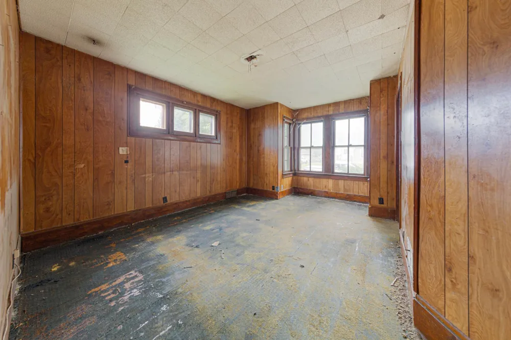 215 2nd Street S Waterville, MN 56096