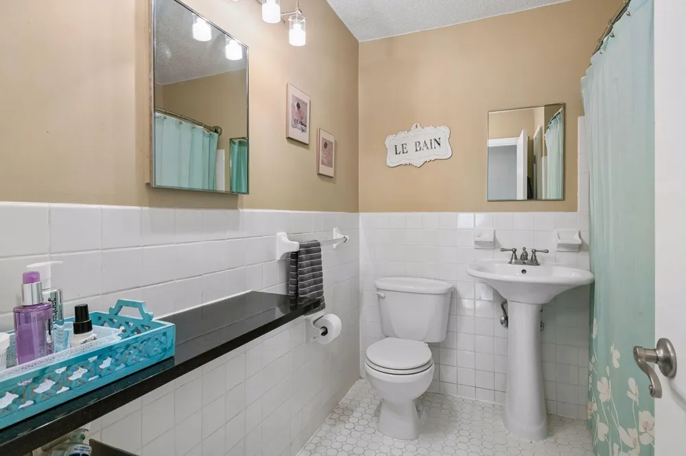 3446 Pleasant Avenue S #5 Minneapolis, MN 55408
