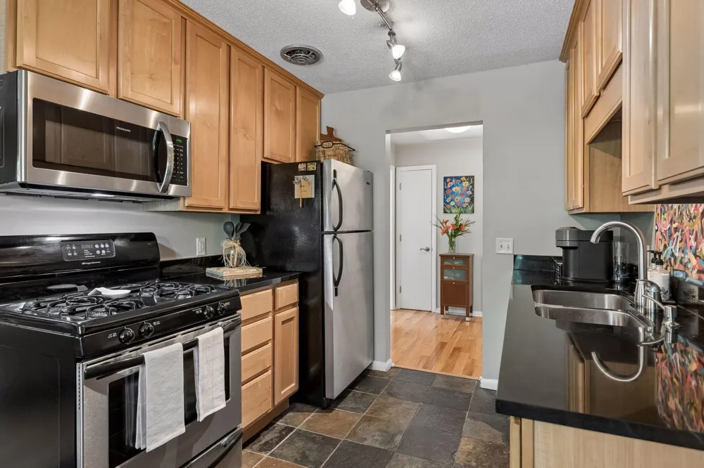 3446 Pleasant Avenue S #5 Minneapolis, MN 55408