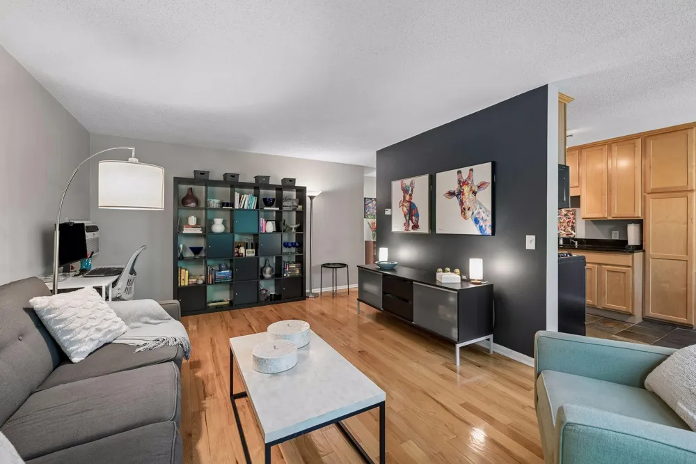 3446 Pleasant Avenue S #5 Minneapolis, MN 55408