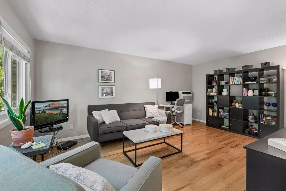 3446 Pleasant Avenue S #5 Minneapolis, MN 55408