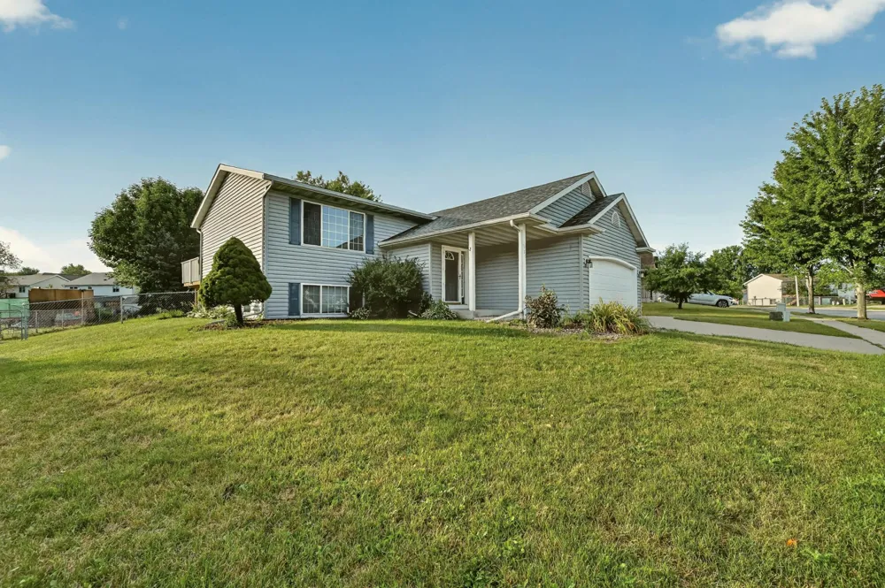 2988 Bandel Court NW Rochester, MN 55901
