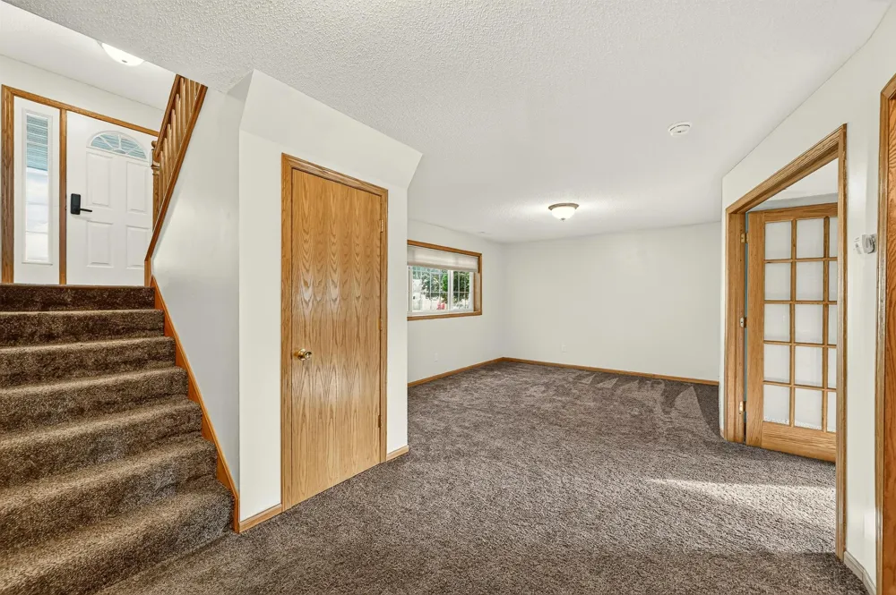 2988 Bandel Court NW Rochester, MN 55901