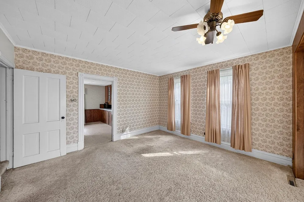 250 W Holly Street Owatonna, MN 55060