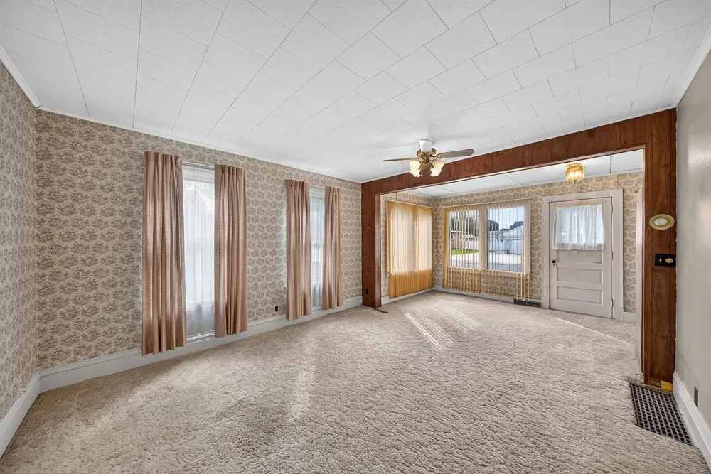250 W Holly Street Owatonna, MN 55060