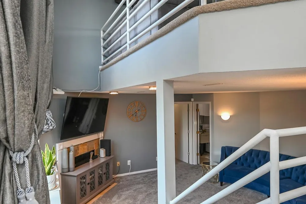 9216 Woodhall Bay Brooklyn Park, MN 55443