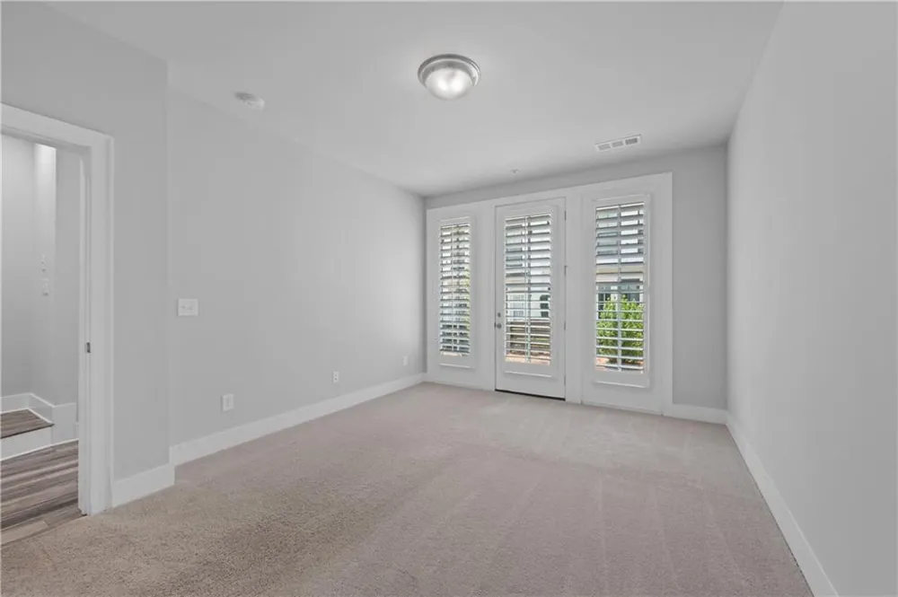 271 Mitchell Lane Woodstock, GA 30188