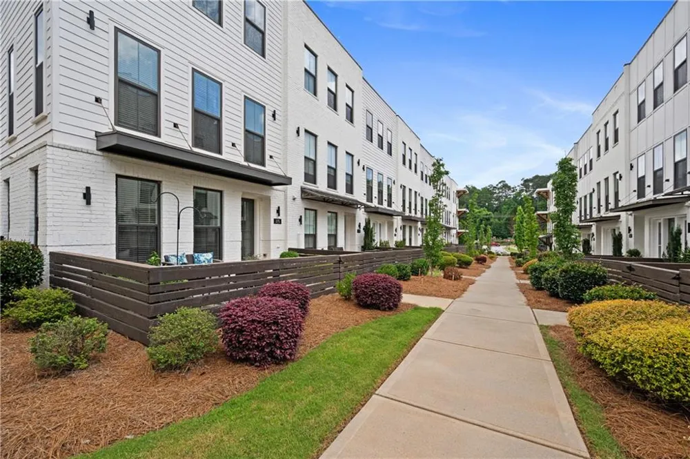 271 Mitchell Lane Woodstock, GA 30188