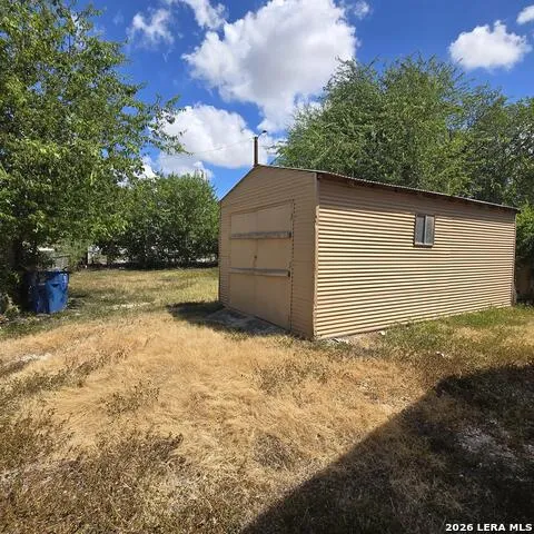 503 FERRIS AVE San Antonio, TX 78220
