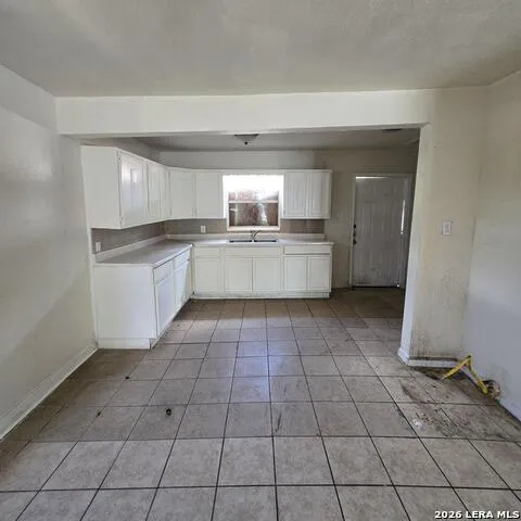 503 FERRIS AVE San Antonio, TX 78220