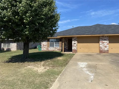 3128 Jerri Lane