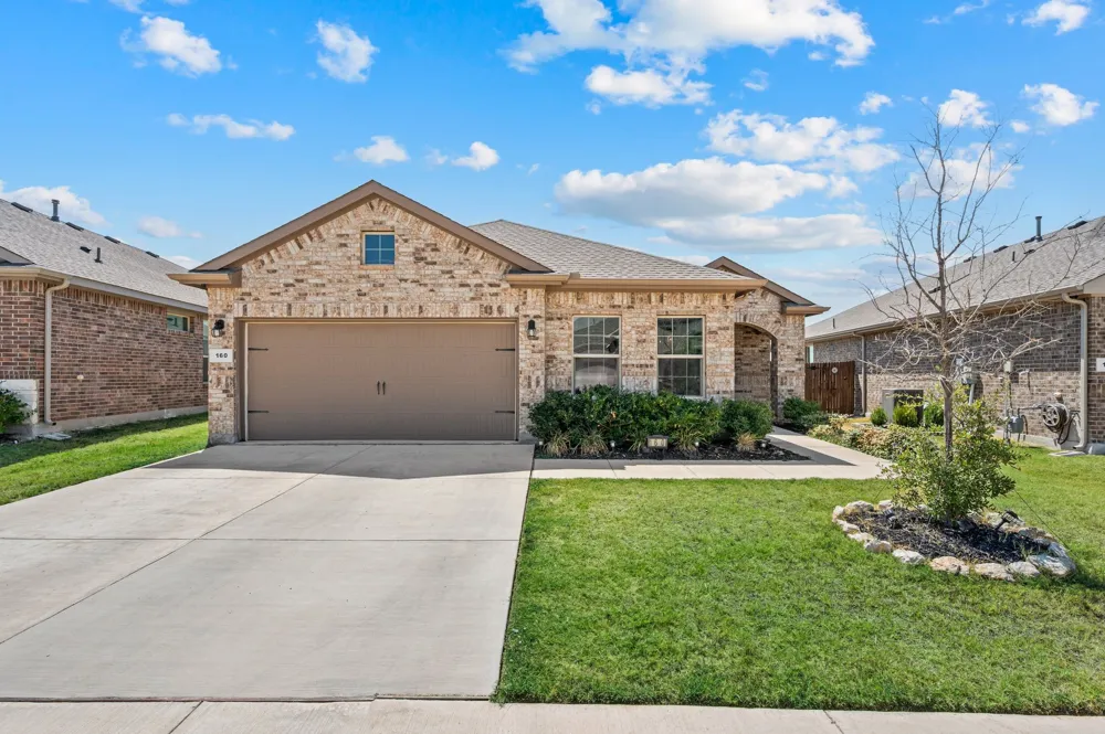 160 Tanager Drive Rhome, TX 76078