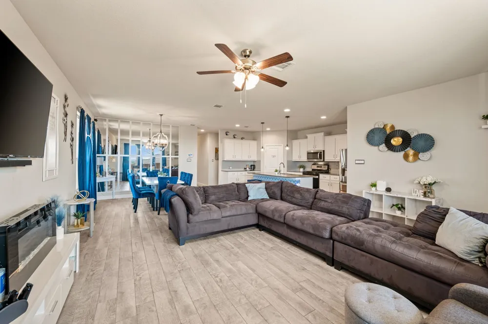 160 Tanager Drive Rhome, TX 76078