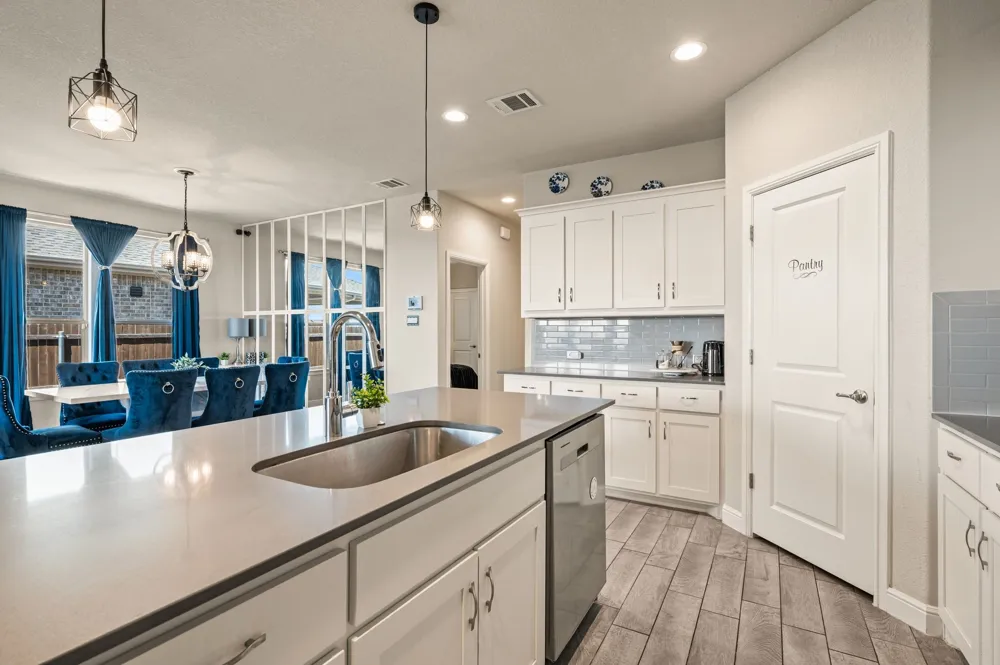 160 Tanager Drive Rhome, TX 76078
