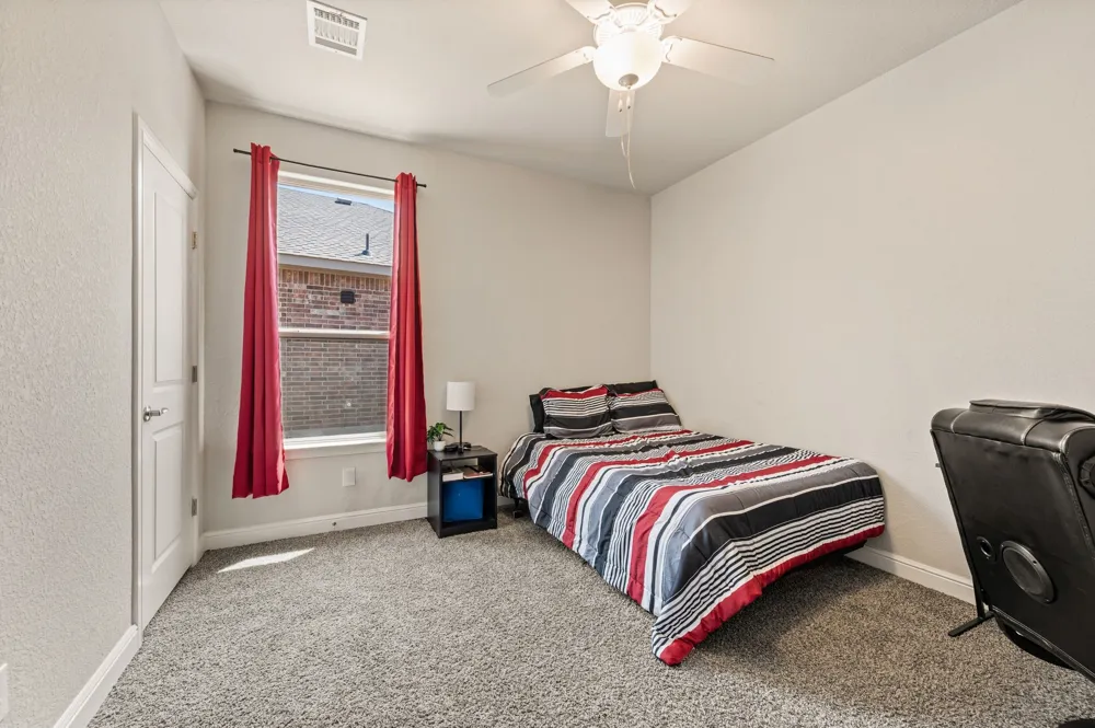 160 Tanager Drive Rhome, TX 76078