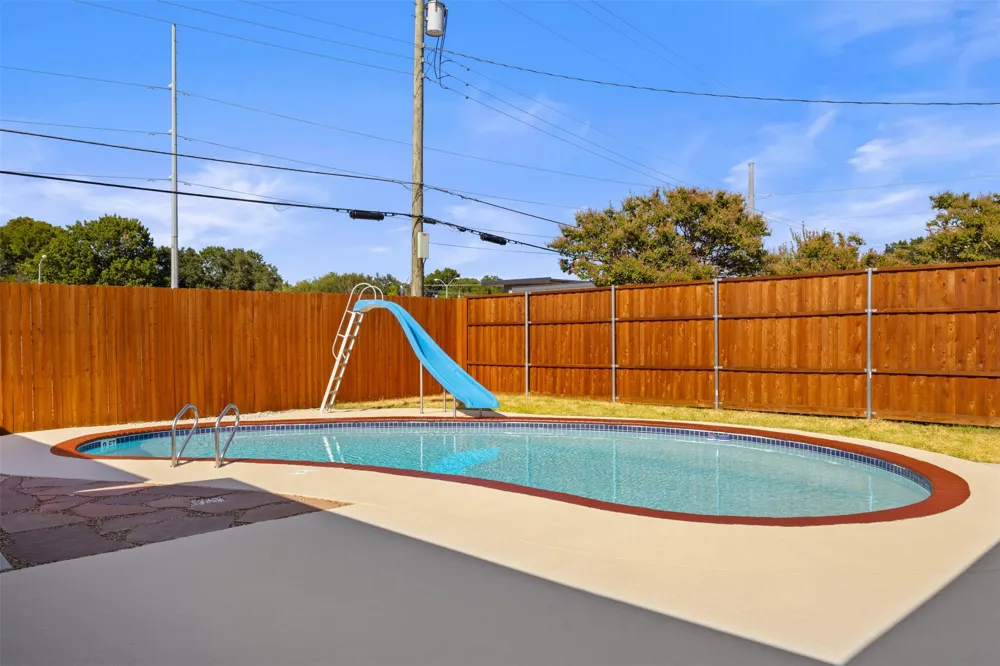 1917 Provincetown Lane Richardson, TX 75080