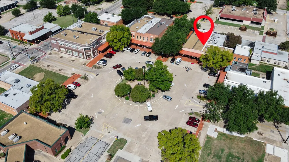 189 Historic Town Square Lancaster, TX 75146