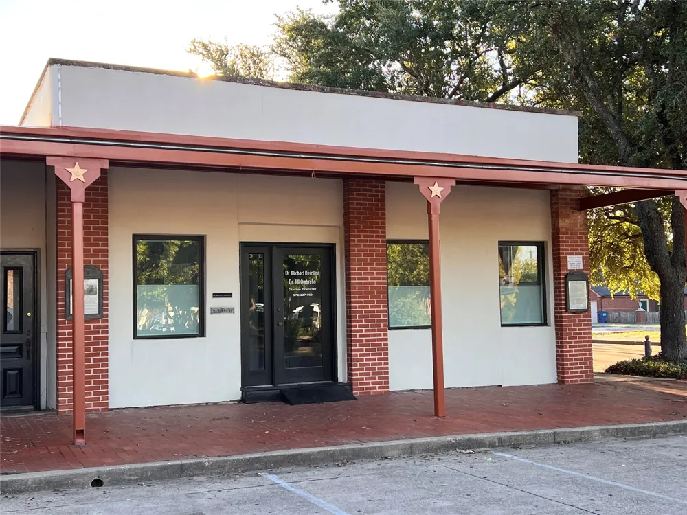 189 Historic Town Square Lancaster, TX 75146
