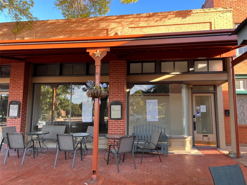 189 Historic Town Square Lancaster, TX 75146