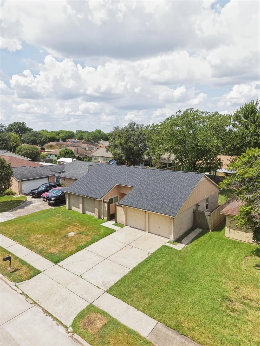 10015 Rustic Rock Road La Porte, TX 77571