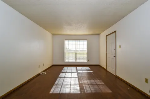 5252 Twin City Highway #464