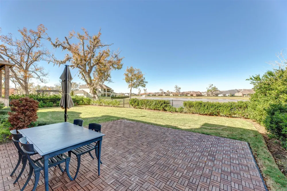 4918 Avalon Plantation Drive Missouri City, TX 77459