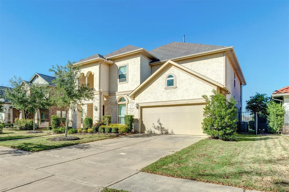 4918 Avalon Plantation Drive Missouri City, TX 77459