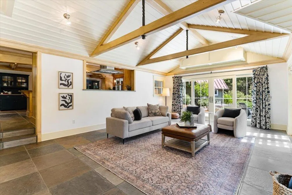 1035 Martin Road Santa Cruz, CA 95060