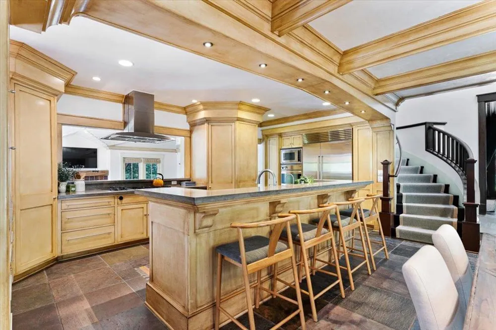 1035 Martin Road Santa Cruz, CA 95060