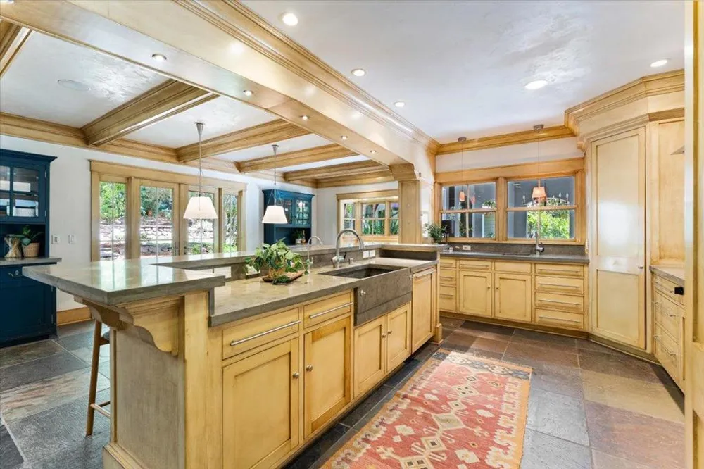 1035 Martin Road Santa Cruz, CA 95060